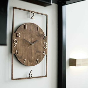 Horloge murale en bois et quartz rustique, silencieuse, sans tic-tac, design farmhouse pour salon, cuisine, café - Product Image 2