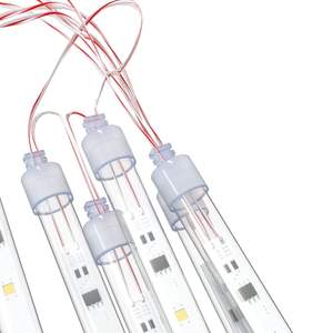 Ensemble de 8 lumières de météores blanc chaud en plastique de taille moyenne pour l'éclairage de fête - Product Image 4