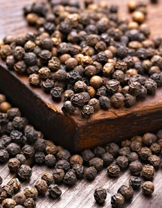 เมล็ดพริกไทยดำธรรมชาติ ขนาดใหญ่ 500-550 กรัม เมล็ดพริกไทยดำแห้งทั้งเมล็ด พรีเมียม ไพเพอรีน คุณภาพส่งออก - Product Image 1