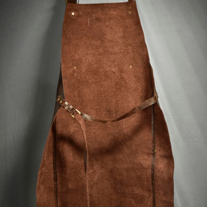 Heavy duty oyster <b>leather</b> <b>tool</b> belt offering secure organization for harvesting knives and professional <b>tools</b> in reasonable rate - Product Image 5