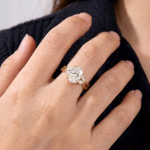 Magnifique bague en or massif 14 carats avec diamant ovale de 2,00 carats et bande torsadée, diamant de laboratoire, cadeau de mariage pour la mariée, charme - Product Image 4