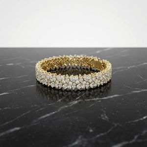 Brazalete Ancho de Diamantes de Lujo Clásico en Oro, Elaborado en Plata de Ley con un Diseño Elegante y Brillante, Regalo de Boda para Mujer - Product Image 2
