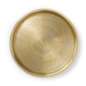 Bandeja decorativa de latón de lujo hecha a mano para mesa de comedor india y celebraciones religiosas. - Product Image 4
