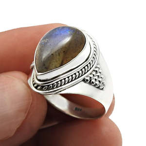 Bague élégante en labradorite, en argent sterling 925, faite à la main, coupe goutte d'eau, bijoux bohèmes, disponible à un prix raisonnable - Product Image 3