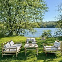 Ensemble de canapés de patio modernes en bambou avec fauteuils et tables basses, mobilier de jardin extérieur pour balcon, terrasse, hôtel, complexe hôtelier, usage de relaxation