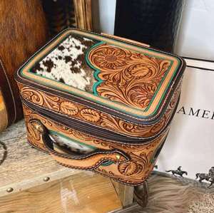 Boîte de rangement élégante pour maquillage et cosmétiques en cuir pleine fleur, artisanale et sculptée à la main, trousse de toilette de voyage faite à la main, boîte organisatrice pour femme - Product Image 3