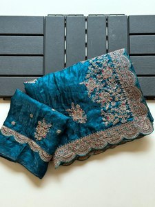 Sari en satin Fendi élégant avec broderie dorée complexe, bordure riche et design de pallu riche, protection solaire, prêt pour les mariages - Product Image 1