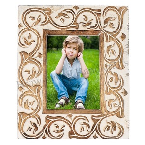 Marco de Fotos Tallado a Mano de Madera de Mango Natural de 4x6 Pulgadas para Exhibición de Fotos, Precio Económico para Vendedores en Línea - Product Image 6