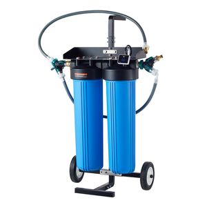 Attrezzatura per acqua deionizzata con sistema di autolavaggio metro integrato immacolato - Product Image 1