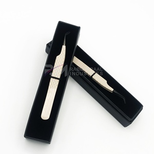 Pince à épiler professionnelle RMI pour extensions de cils, pointe fine anti-magnétique dentelée, application d'extensions de cils de qualité supérieure - Product Image 4