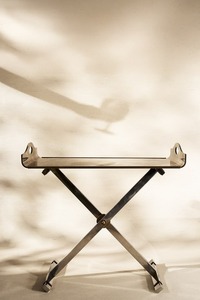 Table basse en métal artisanale moderne, design minimaliste, meubles de salon, plateau rond, structure solide, non pliable, fabriqué en Inde - Product Image 3