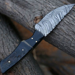 Cuchillo de hoja curva de acero de Damasco hecho a mano con mango de madera para caza, cuchillos afilados con hoja de Damasco. - Product Image 4