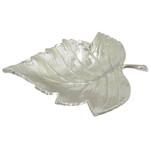 Leaf Shape Metal <b>Decorative</b> <b>Plate</b> Handmade Polished Vintage Style Plant Pattern Food And Snacks Serving Platter - Product Image 5