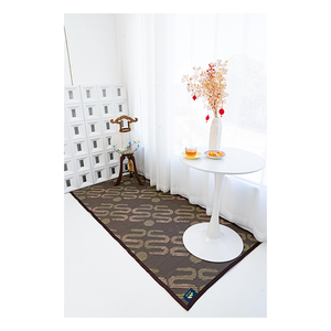 Tapis d'extérieur en plastique polypropylène 100% résistant à la corrosion et imperméable, de qualité supérieure, pour pique-nique/plage, fabriqué en Thaïlande - Product Image 1