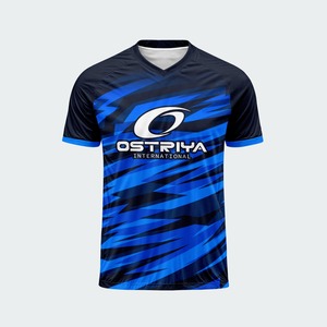 เสื้อฟุตบอลคอวีแบบสั้นน้ำหนักเบา ระบายอากาศได้ดี ปี 2026 สำหรับผู้ใหญ่ ชุดกีฬาแบบกำหนดเอง สีพื้น พิมพ์ลายดิจิทัล แห้งเร็ว ด้านหน้า - Product Image 3