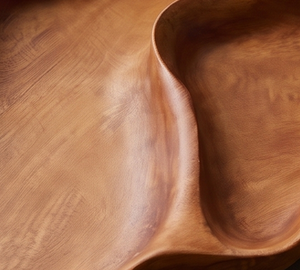 Plato de Servir de Madera Hecho a Mano de Alta Calidad, Diseño Clásico de Madera Natural Pulida para el Hogar, Bodas, Eventos y Restaurantes - Product Image 2