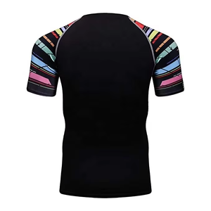 เสื้อว่ายน้ำแขนยาวป้องกันรังสียูวีสำหรับผู้ชาย แห้งเร็ว เหมาะสำหรับเล่นเซิร์ฟ กีฬาชายหาด และกิจกรรมกลางแจ้ง - Product Image 4