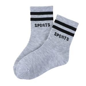 Chaussettes de sport montantes brodées personnalisées en gros pour l'été, avec logo de football, côtelées, à compression, séchage rapide, OEM - Product Image 5