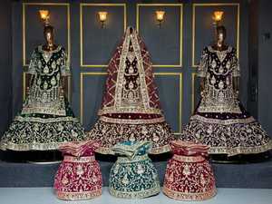 Lehenga choli garanti avec des broderies complètes, de nouveaux détails et une grande ampleur. - Product Image 6