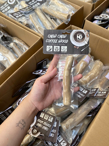 Jouet à mâcher en bois de café de haute qualité 2026, bâton longue durée pour chien, idéal pour l'entraînement à la mastication et le soulagement du stress - Product Image 6