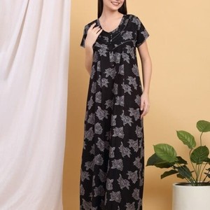 Chemise de nuit en rayonne à imprimé floral, légère, à fines bretelles, pour l'été, vêtement de nuit et d'intérieur tendance pour femmes, vente en gros - Product Image 4