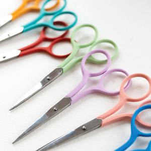 Tijeras de bordado hechas de acero inoxidable de alta calidad, tijeras de precisión afiladas para manualidades. - Product Image 3