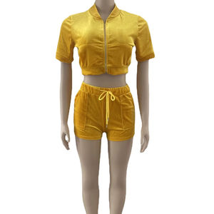 Pijamas de Terciopelo para Mujer, Primavera 2025, Nuevo Conjunto de 2 Piezas, Top Holgado y Pantalones Cortos Anchos, Conjunto de Dos Piezas para Dama - Product Image 1