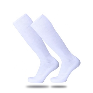 Chaussettes de football montantes 2026, couleur unie, tricotées, style sport, coupe régulière, séchage rapide, respirantes, écologiques, hiver - Product Image 3