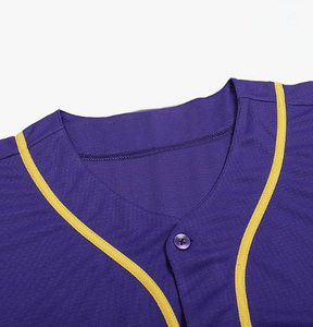 Camiseta de Béisbol Personalizada Transpirable con Logotipo Frontal, para Animadoras, con Pedrería, Cuello en V Morado, 100% Poliéster - Product Image 2