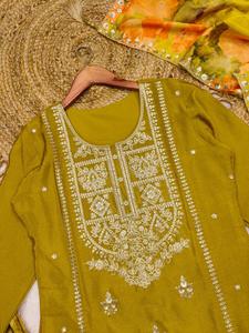 ชุดสัลวาร์สำเร็จรูป Sayuri Designer Gulabo ผ้าไหมชิโนนพรีเมียมแท้ พร้อมงานปัก ซื้อโดยตรงจากซัพพลายเออร์ - Product Image 4