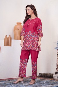 Ensemble de vêtements élégants en coton pur indien et pakistanais, imprimé numérique, séchage rapide, pour mariage et fêtes - Product Image 4