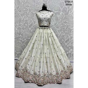 Collections de velours de vêtements de mariée indiens pour la mariée avec le travail de Zarkhan par Fabzone - Product Image 2