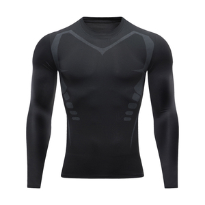 T-shirt sportif pour homme, blanc, manches longues, coupe ajustée, col rond, en polyester tricoté, couleur unie, séchage rapide - Product Image 2