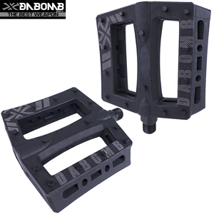 Pedales de Bicicleta de Montaña Ultraligeros OEM de 24 mm para Eje de Rodamiento de Bolas de Nailon con 4 Reflectores Dirt Jump XC para BMX y MTB - Product Image 4