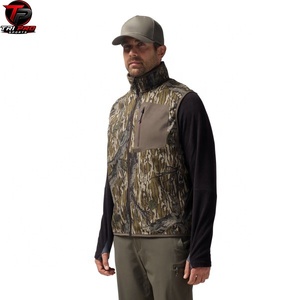 Chaleco Utilitario Softshell para Hombre, Cuello Alto, Cierre Completo, Bolsillo con Cremallera en el Pecho, Estampado de Madera, para Caza, Pesca y Senderismo - Product Image 5