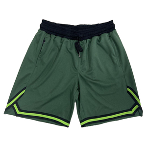 Shorts de basketball décontractés pour hommes, vert, 100 % polyester, séchage rapide, avec cordon de serrage à la taille et design à rayures latérales - Product Image 3