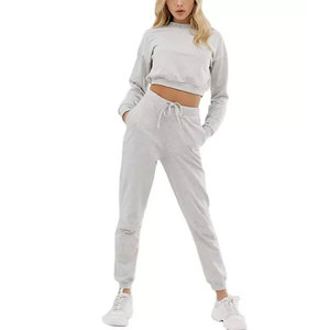 Conjunto de chándal acampanado para mujer, de algodón grueso, personalizado, a la moda, para deporte, al por mayor, sudadera con capucha y pantalón, ropa OEM - Product Image 4