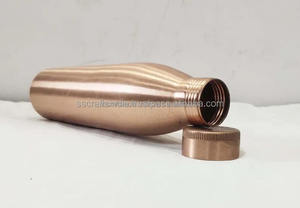 Bouteille d'eau en cuivre pur directe d'usine Design élégant pour stimuler l'immunité Santé digestive Bien-être quotidien et approvisionnement mondial - Product Image 5