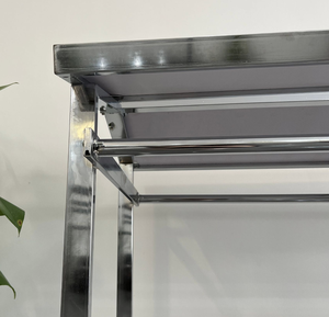 Porte-vêtements moderne en acier inoxydable avec étagères en verre, support d'affichage de vêtements doré pour magasin de mode haut de gamme - Product Image 6