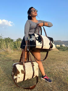 กระเป๋าเดินทางหนังวัวแท้สไตล์วินเทจ กระเป๋าเดินทางแบบถือสำหรับค้างคืน กระเป๋าหนังสำหรับตั้งแคมป์และเดินป่า กระเป๋าถือทำมือสำหรับเดินทางช่วงสุดสัปดาห์ สำหรับผู้ชายและผู้หญิง - Product Image 5