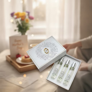 3 x 10 ml Eau de Parfum hecha con ingredientes naturales de Francia, aroma floral, frutal y amaderado, duradero y agradable. Empaque aleatorio. - Product Image 2