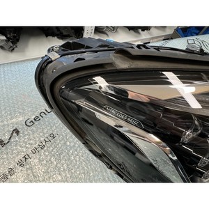 ไฟหน้ามือสองสำหรับรถ S-class ด้านขวา รุ่น A2229067803 - Product Image 2
