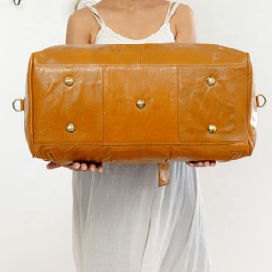 Bolsa de lona grande de diseñador personalizado de fabricante, bolsa de lona de viaje de cuero genuino de grano completo para hombres, bolsas de noche de fin de semana de lujo - Product Image 4