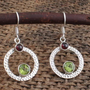 ต่างหูเงินแท้ 925 ประดับเพอริดอทดิบสีเขียวมะกอกเกรด AAA หรูหรา สำหรับผู้หญิง ของขวัญสำหรับงานปาร์ตี้ หรือเป็นเครื่องประดับประจำเดือนสิงหาคม - Product Image 4