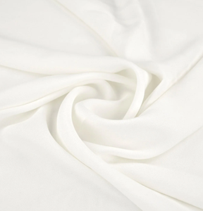 Tela Crepé de 60 GSM, Suave y Ligera, Lisa, para Confección de Saris, Vestidos, Kurtis y Prendas - Product Image 1