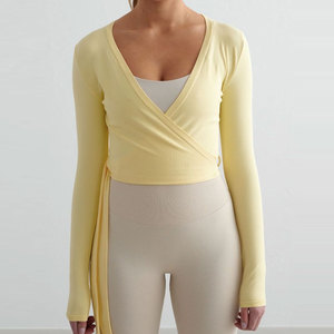 Fashion Gym Shirts Women's <b>Thumb</b> Hole <b>Cuff</b> Design Crop Length Outdoor Gym Fitness Wear Long Sleeve Training Shirt Top - Product Image 1