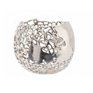 Vase à fleurs en aluminium moulé de haute qualité pour centre de vaisselle avec vernis miroir disponible en finition mate également décor de salon à la maison - Product Image 5