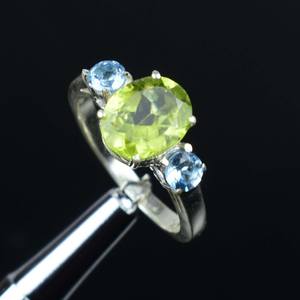 Anillo de peridoto y topacio azul suizo, plata de ley 925, con engaste de garras, hecho a mano, con piedras preciosas, joyería delicada para mujer - Product Image 2