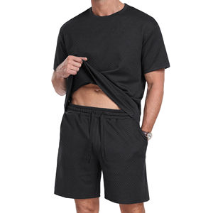 Conjunto de Camiseta de Manga Corta y Pantalones Cortos Negros para Hombre, Estilo Casual Urbano de Verano, 100% Poliéster, Ligero y Transpirable - Product Image 1