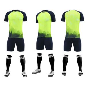 Uniforme de Fútbol DSI Personalizado, 100% Poliéster Transpirable, Manga Corta, Diseño a Cuadros/Color Sólido, Primavera, para CLUBES - Product Image 1